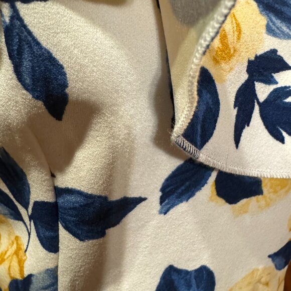 WHITE FLORAL DRESS - Picture 3 of 6